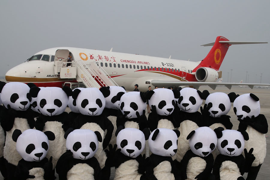Primer avión regional de China comienza operación comercial