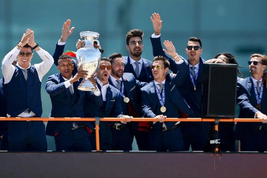 Ronaldo y la selección recibirán la Orden al Mérito