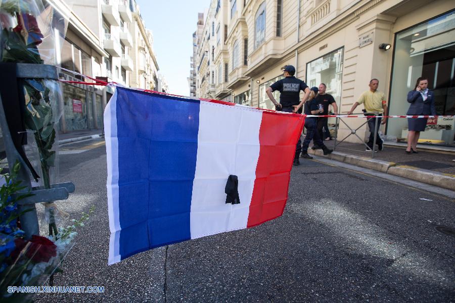 Ataque en Niza deja 84 muertos, entre ellos 10 niños y adolescentes: Fiscal