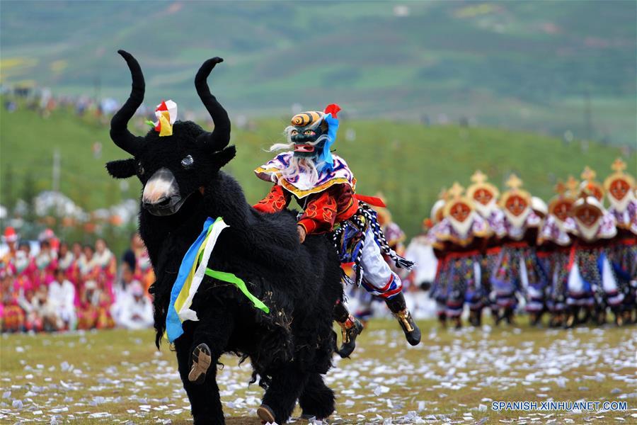 Festival de Turismo de Shambhala, en Gansu