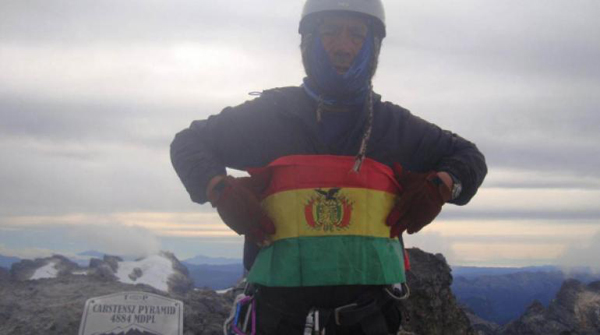 Alpinista boliviano escala las cumbres más altas de Europa y Oceanía