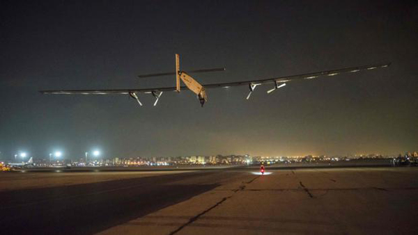 El Solar Impulse, rumbo a su última parada, Arabia Saudí