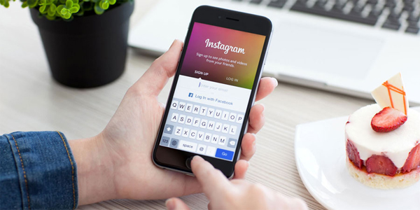Facebook lanza Instagram Stories para competir con Snapchat