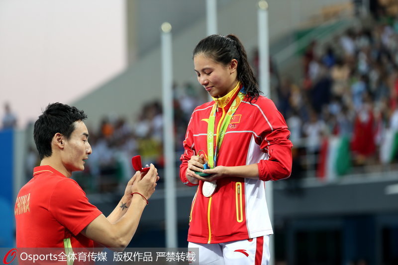 Río 2016: Pareja de deportistas chinos protagoniza escena más romántica de Juegos Olímpicos