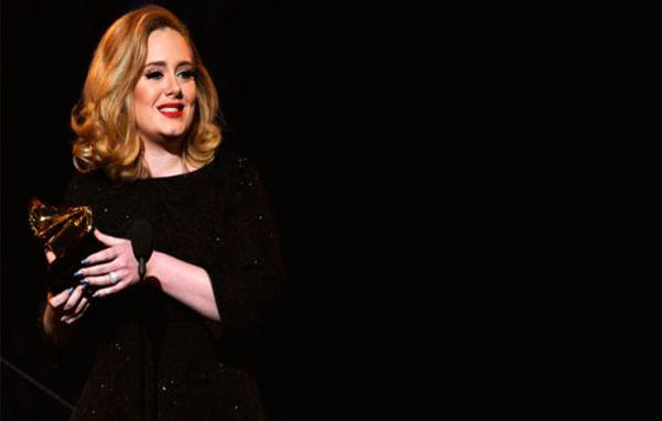 Adele rechaza actuar en la Superbowl de 2017