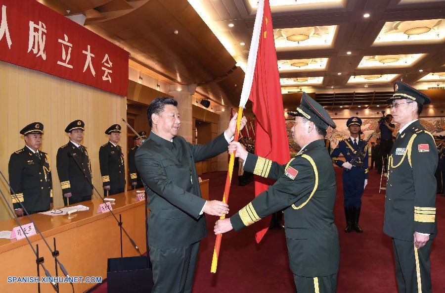 China establece fuerza conjunta de logística, Xi confiere banderas
