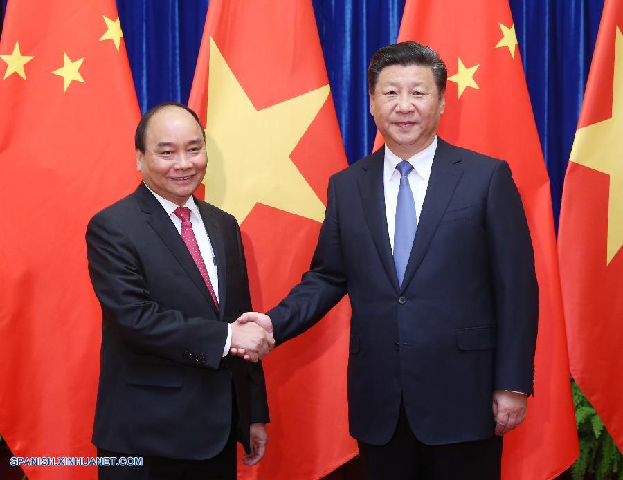 Xi Jinping pide que China y Vietnam solucionen asunto de Mar Meridional de China a través de consultas
