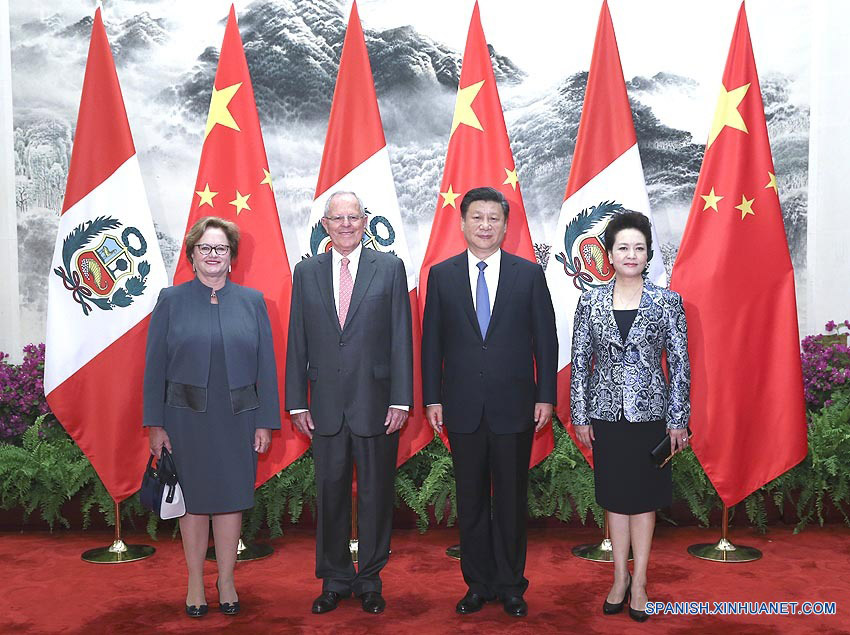 Xi afirma que China apoyará a Perú como anfitrión de reunión del APEC