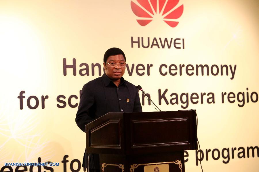 Huawei de China ofrece becas a estudiantes de Tanzania