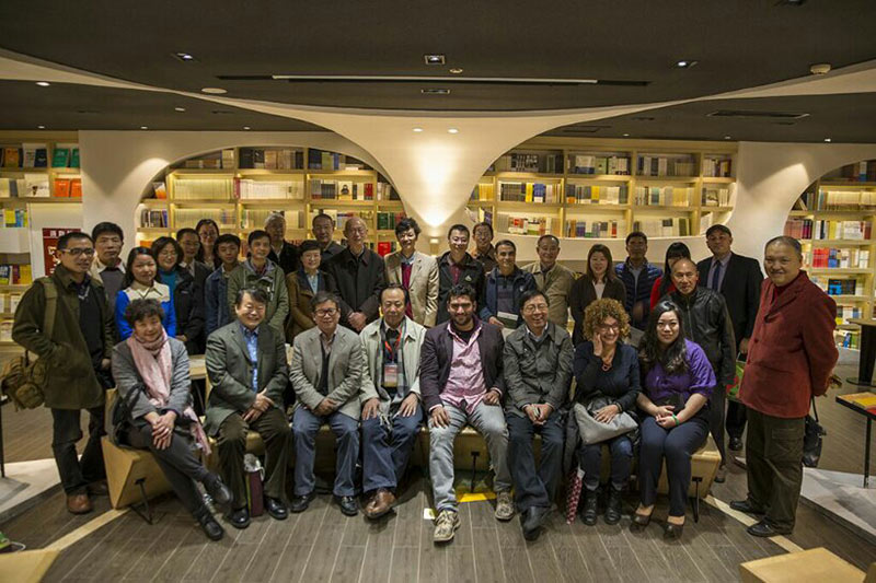 Intercambio con miembros de la Asociación de Escritores de Yangzhou. (Foto: YAC)