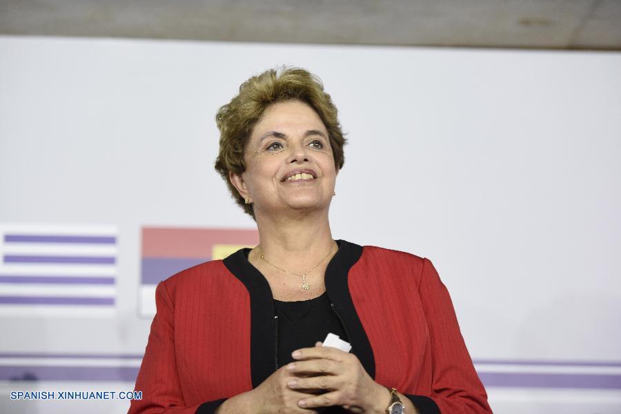 Dilma Rousseff es declarada "Visitante Ilustre" de Montevideo