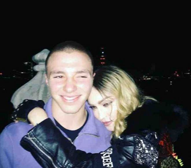 El hijo rebelde de Madonna detenido por posesión de drogas