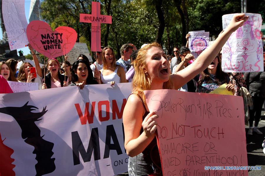 Mexicanas replican "Marcha de las Mujeres" contra Trump con dos protestas en el país