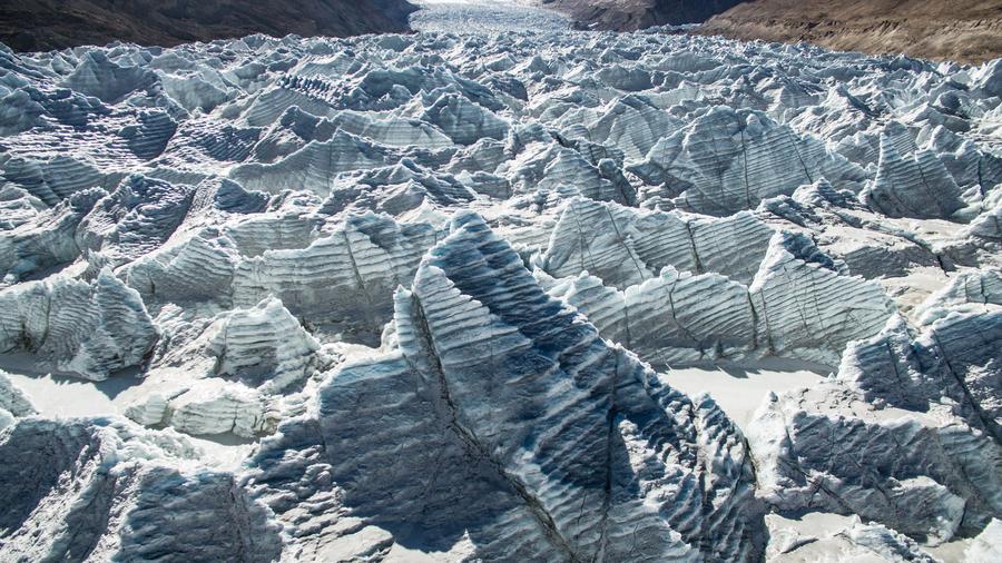 La belleza del glaciar Gangbu en el Tibet