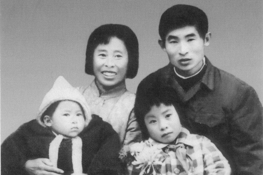 Colección de fotos familiares conmueve a los internautas chinos