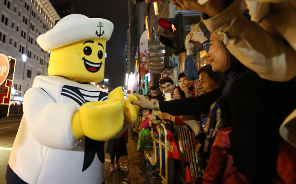 Aumenta el número de visitantes la parte continental a Hong Kong durante el Festival de la Primavera