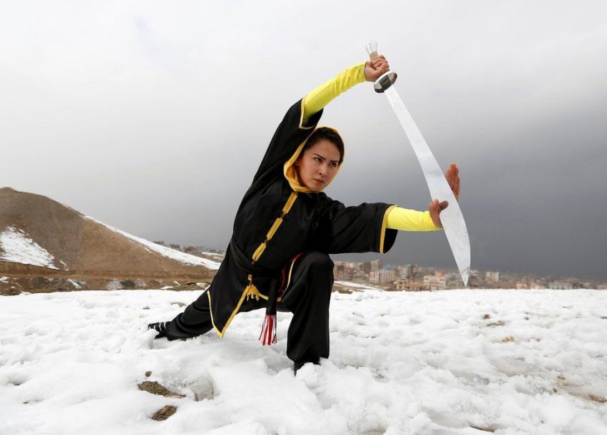 Mujeres afganas entrenan artes marciales chinas en Kabul