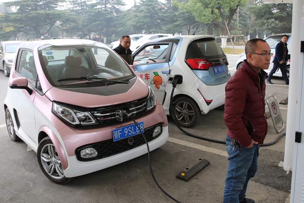 China ampliará la red de estaciones públicas de carga rápida para vehículos eléctricos