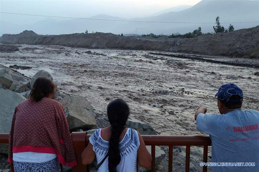 La inundación en la zona de Carapongo de Lima