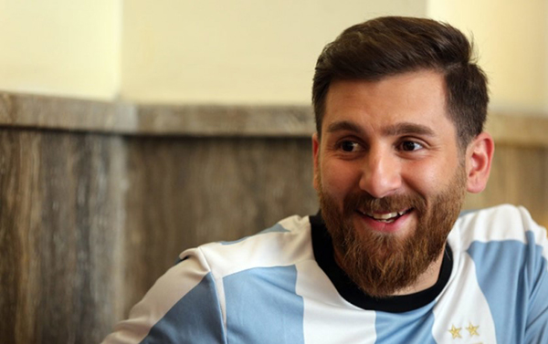 El doble iraní de Messi que sorprende al mundo