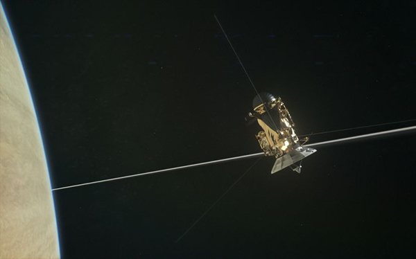 La sonda Cassini encuentra el Gran Vacío cerca de Saturno