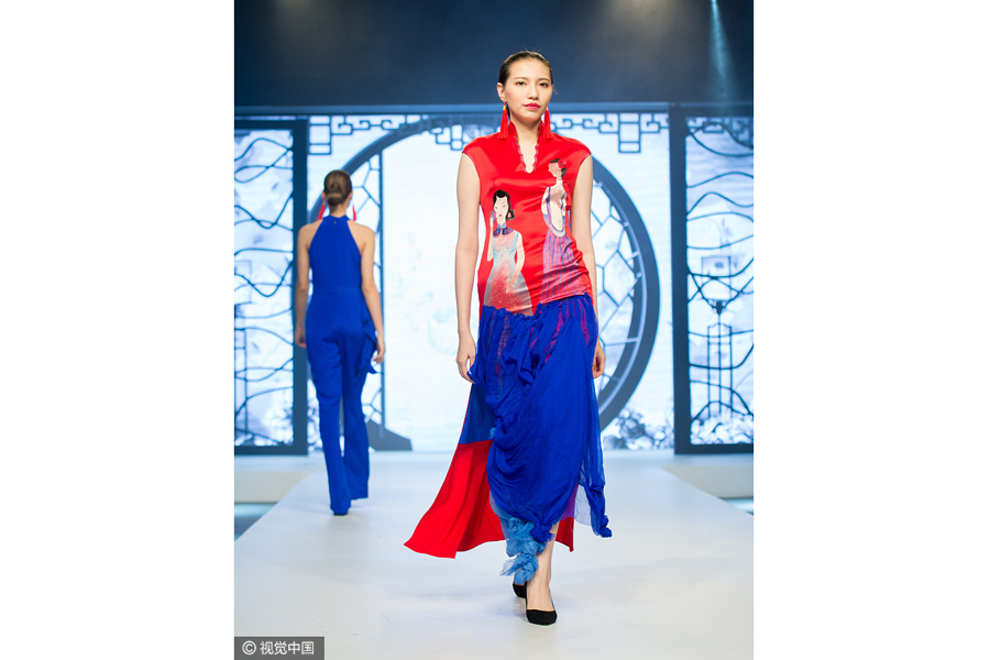 Se celebra el Guangzhou el Desfile de Moda de Bordados de Suzhou 2017