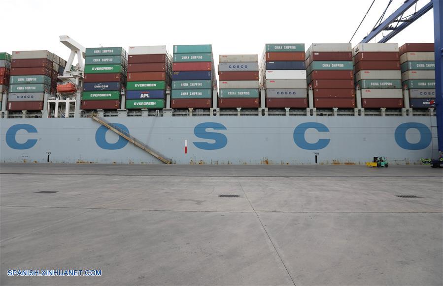 Cosco, compañía naviera de China reconocida en Grecia