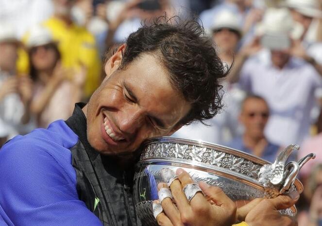 Tenis: Rey Felipe VI y jefe del Gobierno español felicitan a Nadal por triunfo en Roland Garros