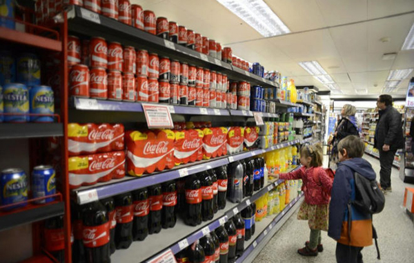 Coca-Cola reducirá el azúcar en sus bebidas