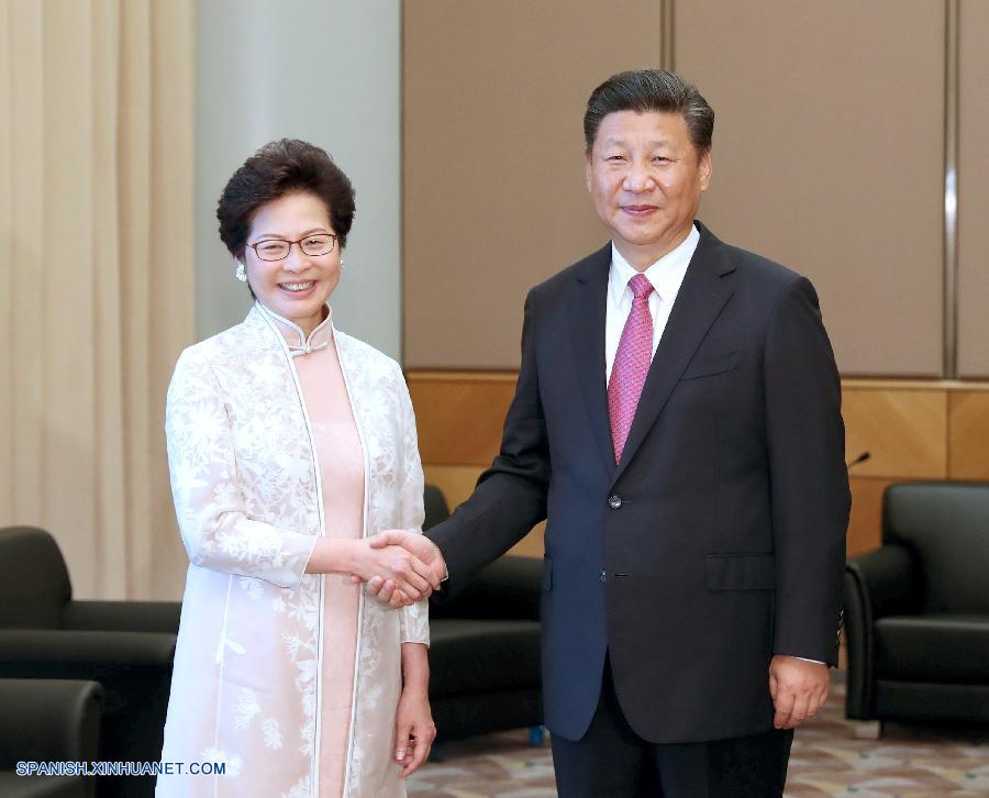 Presidente Xi muestra confianza en nueva jefa ejecutiva de Hong Kong