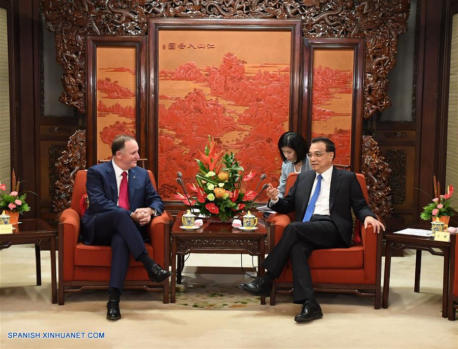 China se abrirá más al mundo, dice primer ministro Li Keqiang