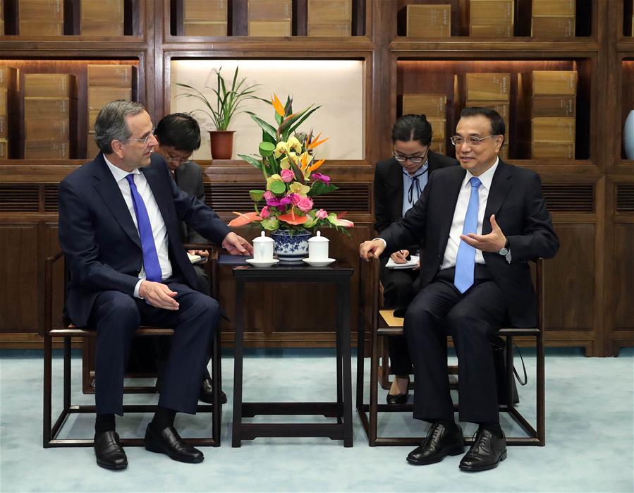 Primer ministro chino conversa con ex primer ministro griego
