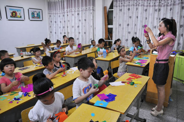 Los padres chinos luchan a brazo partido para que sus hijos tengan cursos de verano