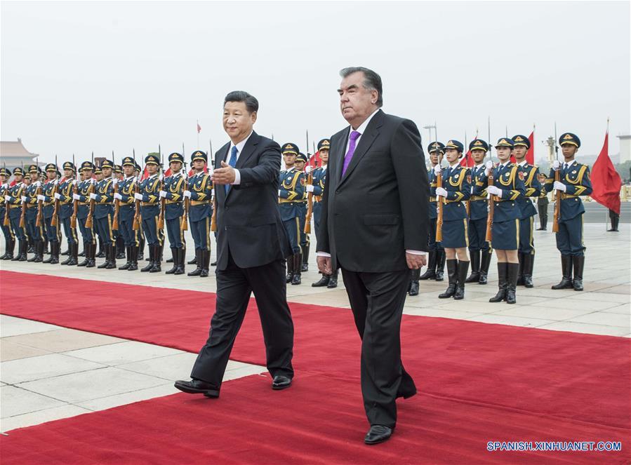 China y Tayikistán establecen asociación estratégica integral