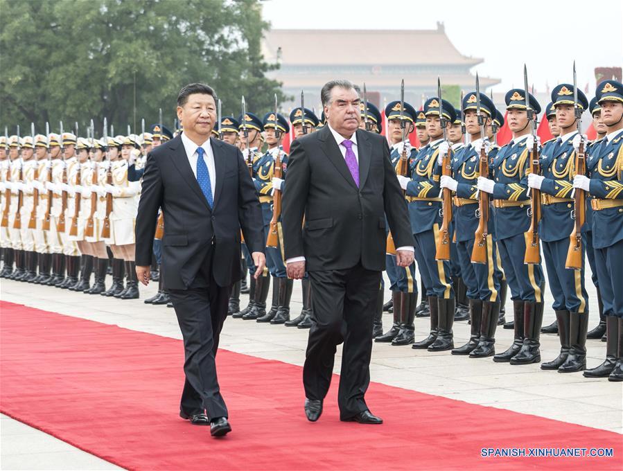 China y Tayikistán establecen asociación estratégica integral