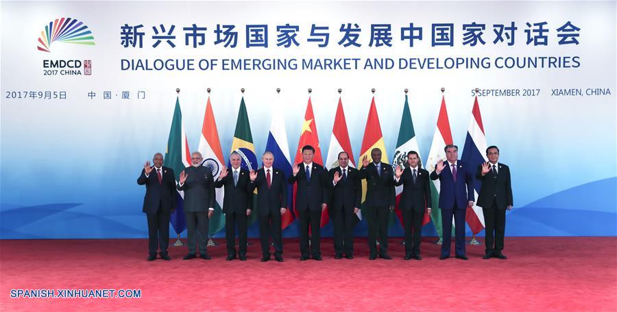 Presidente chino insta a mercados emergentes y países en desarrollo a trabajar juntos en Agenda 2030