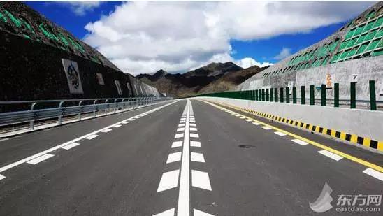 Nueva carretera en el Tíbet abre Asia del sur hacia China