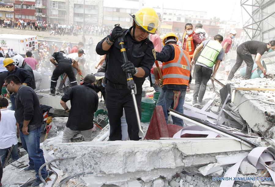 Suman 108 los muertos por terremoto en México