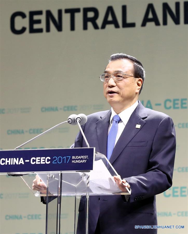 PM chino propone 5 iniciativas para desarrollar cooperación con países de ECO