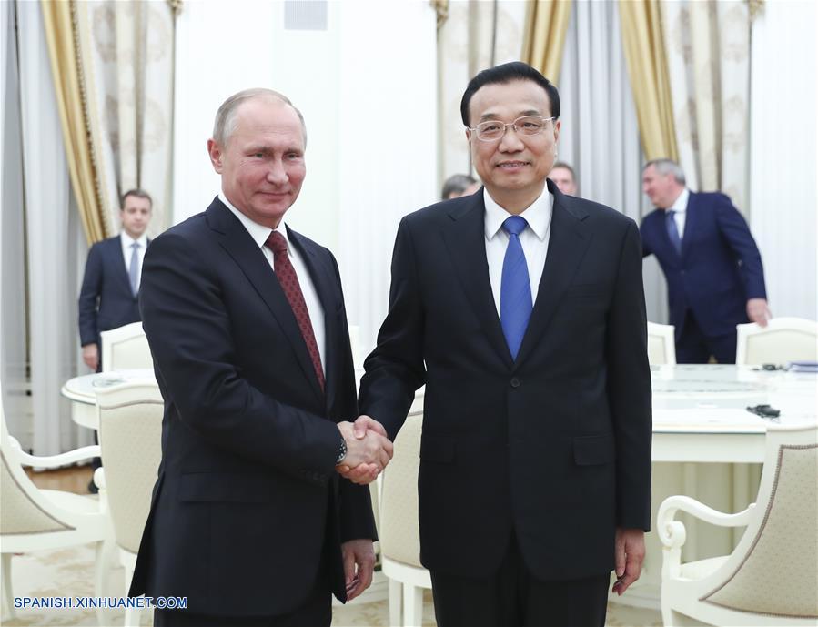 PM chino promete trabajar con Rusia para promover cooperación regional