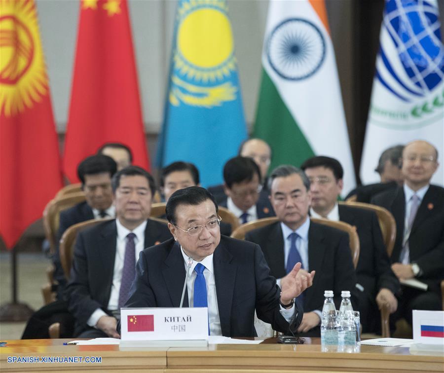 PM chino exhorta a miembros de OCS a aprobar tratado antiextremismo