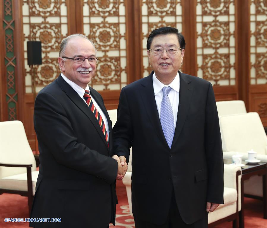Máximo legislador chino se reúne con vicepresidente del Parlamento Europeo