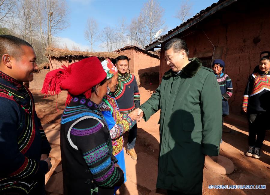 Xi visita pueblos pobres en suroeste de China