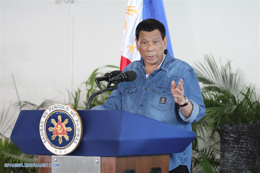 Duterte cree que lazos chino-filipinos florecerán en los próximos meses