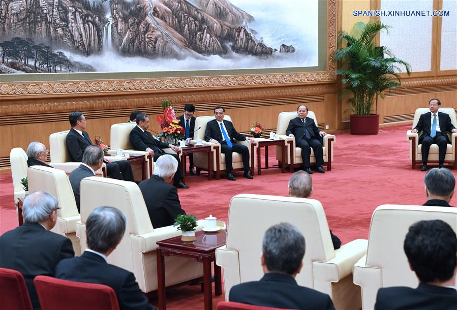PM chino pide esfuerzos para que lazos China-Japón vuelvan a vía de desarrollo sano