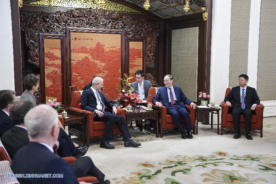 Vicepresidente chino se reúne con delegación británica
