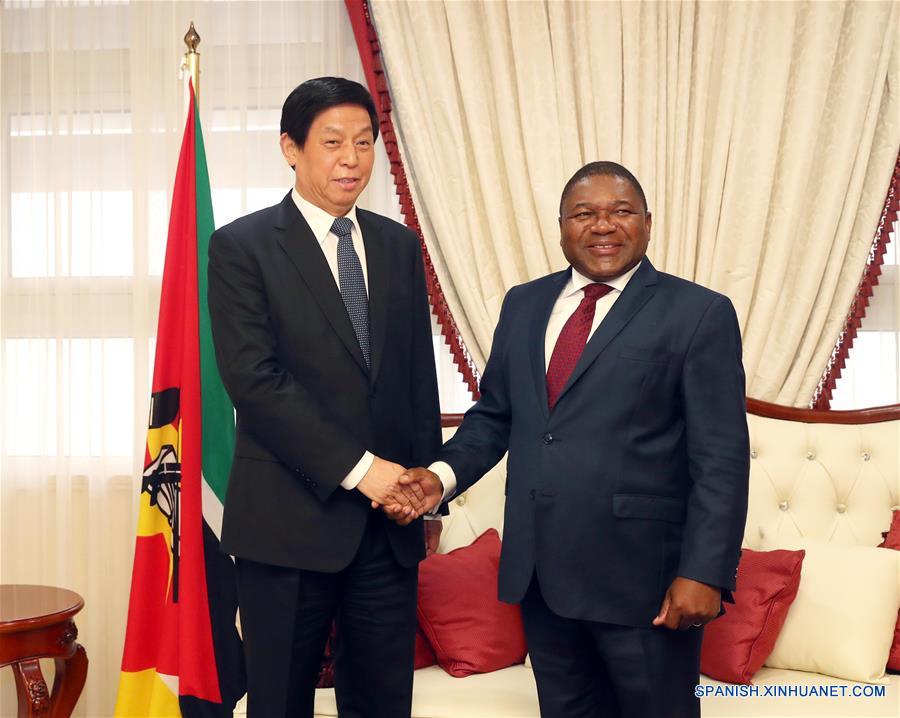 Máximo legislador chino visita Mozambique para promover amistad y cooperación
