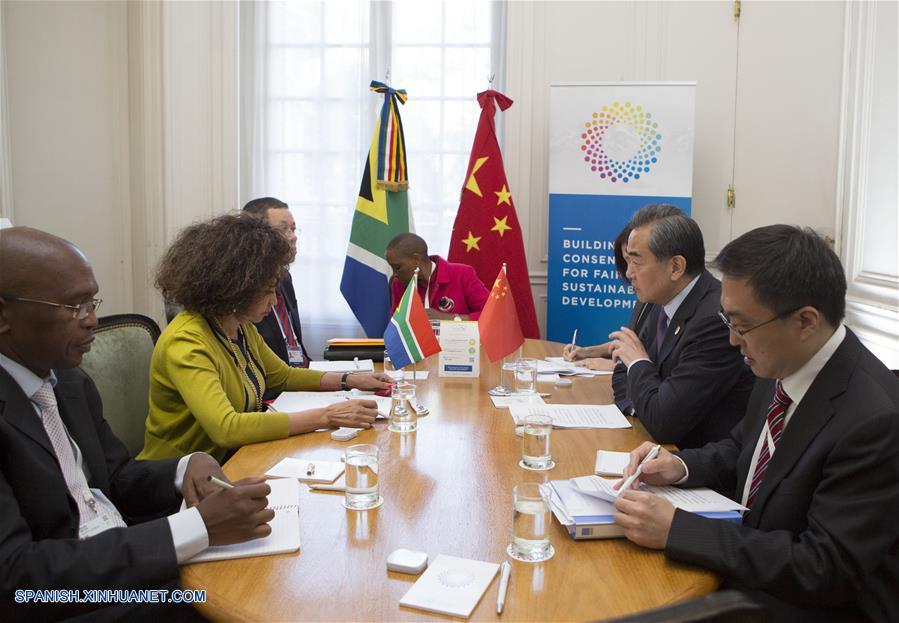 China y Sudáfrica prometen desarrollar aún más relaciones bilaterales