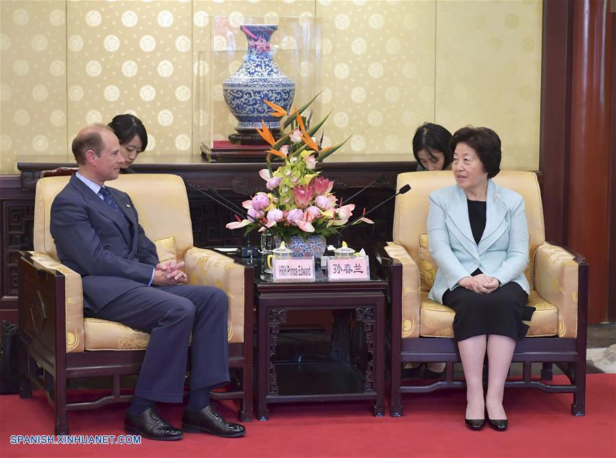 Vice primera ministra china se reúne con el príncipe Edward de Reino Unido