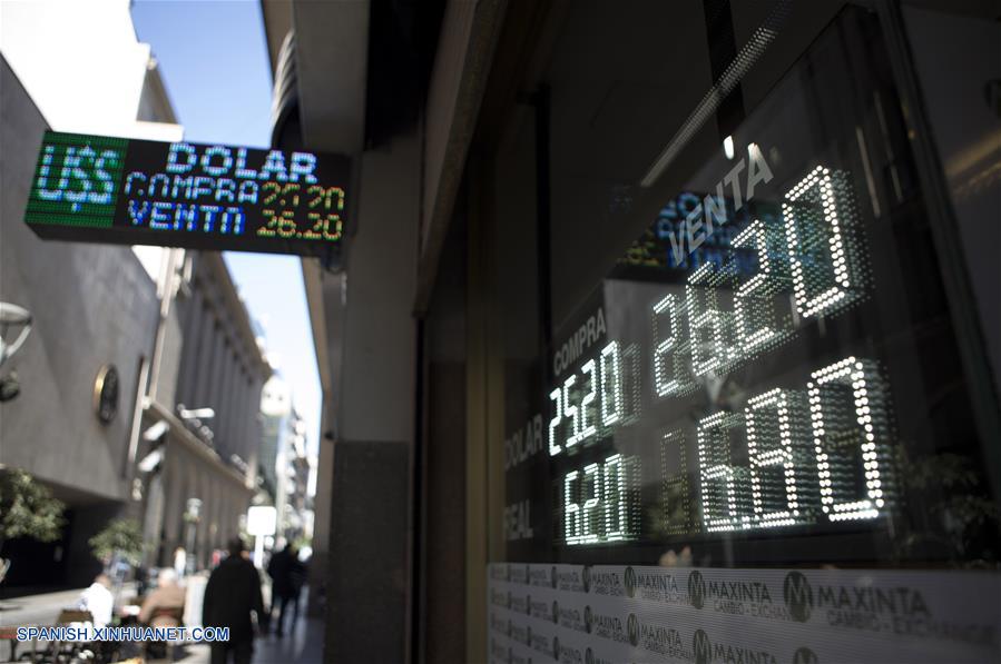 Dólar repunta en Argentina y alcanza su máximo histórico
